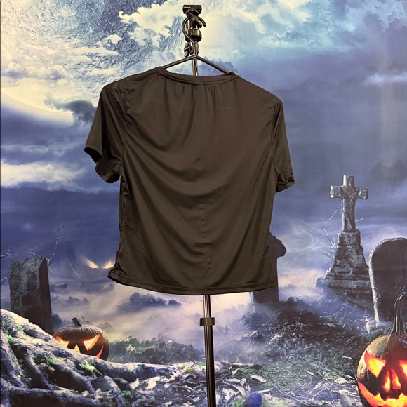 Women’s crop topClassic Black Short Sleeve - Picture 2 of 5